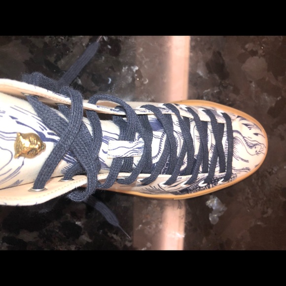 COPY - GUCCI x Donald Duck Capsule Collection - Picture 6 of 9